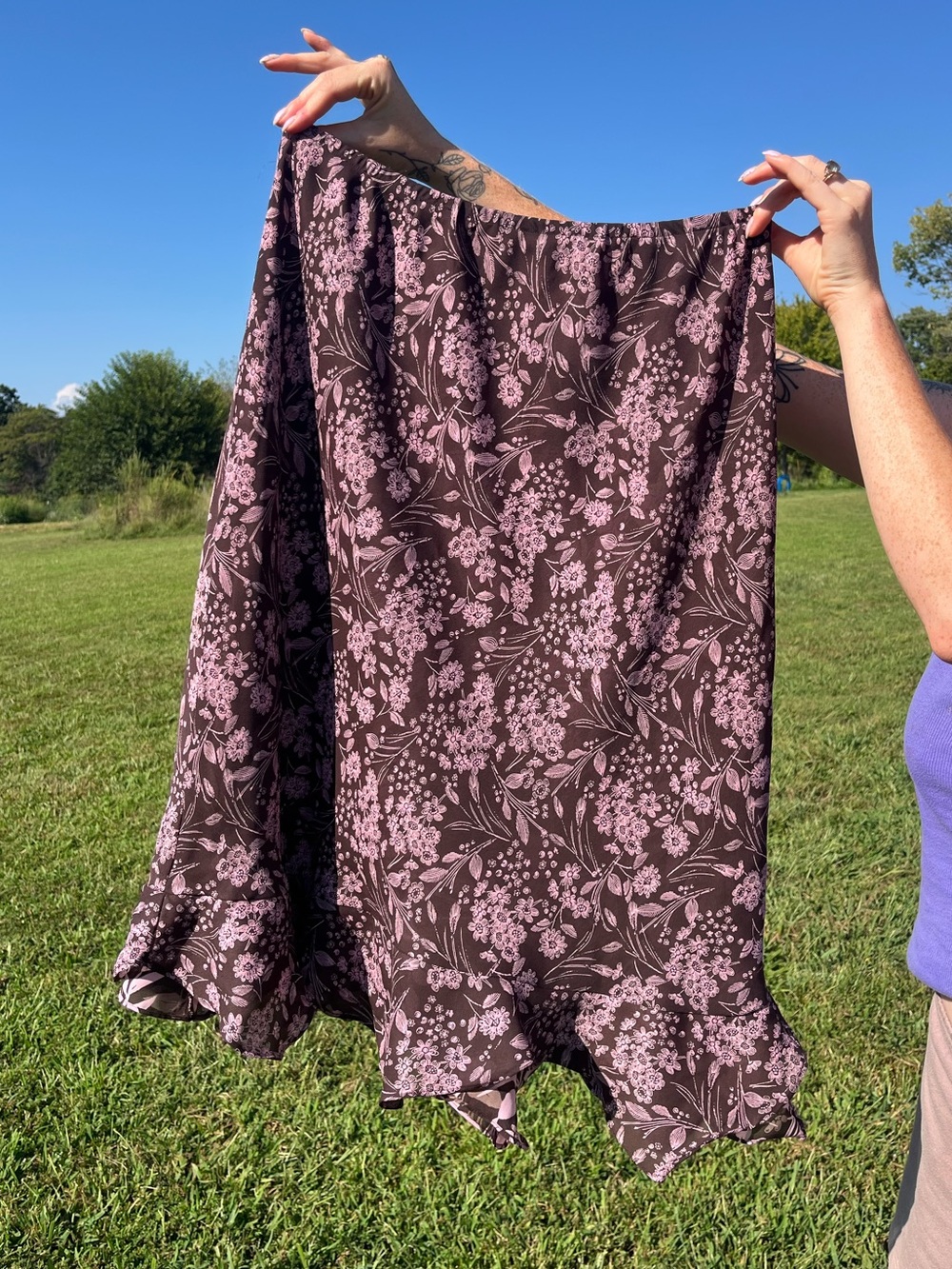 Reversible Christopher & banks floral brown and pink ruffle hem skirt sz medium